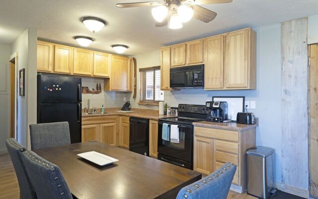 Ridgecrest 202 2 Bedroom Condo by RedAwning