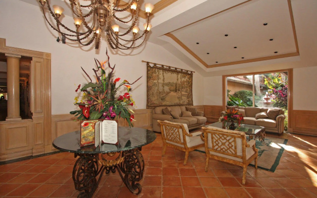 Grand Palms Spa & Golf Resort