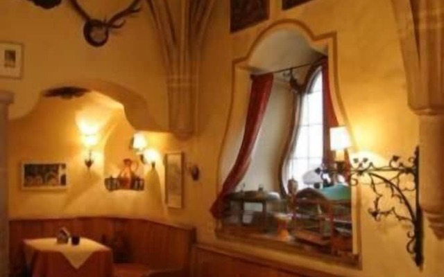 Alpenrose Traditionsgasthof Mittenwald