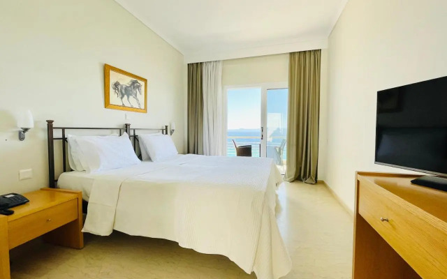 Afitos Apartments & Studios
