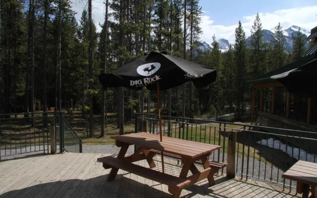 HI Lake Louise Alpine Centre - Hostel