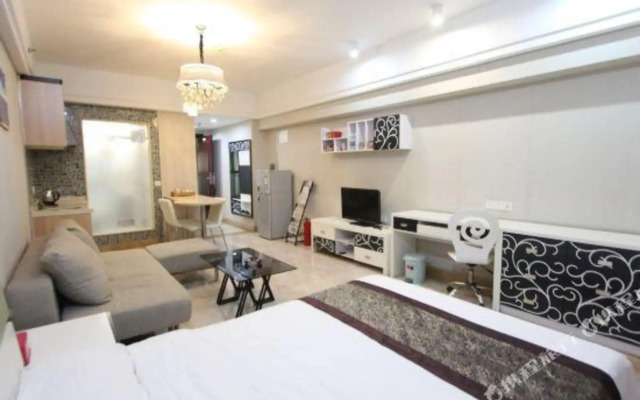 Jinqiu Apartment Hotel