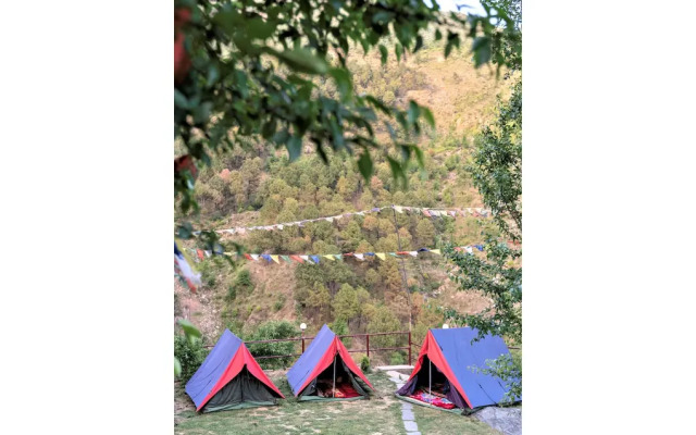 Triund Camps Riverside Resort