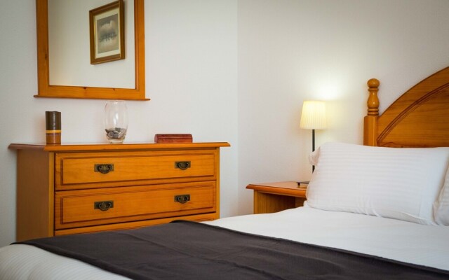 Holidays2Fuengirola Los Boliches pool