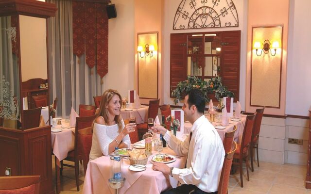 Kapetanios Odysseia Hotel