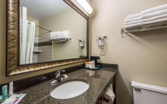 Quality Inn & Suites