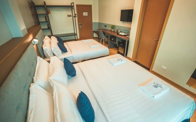 Henia Hotel