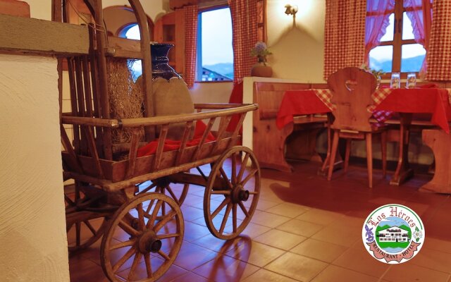 Hotel Los Héroes