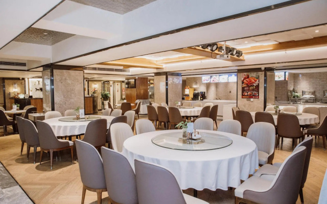 Shenzhen Hongfeng Hotel (Luohu Branch)