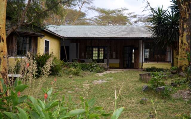 Ole Itiko Cottages