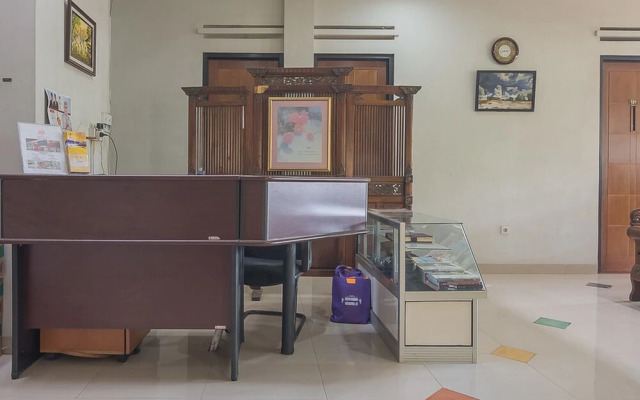 Lebah Villas by RedDoorz