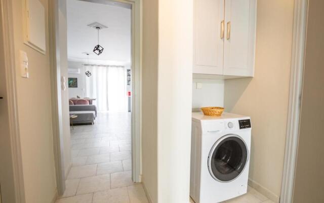 Lilis Apartment 3