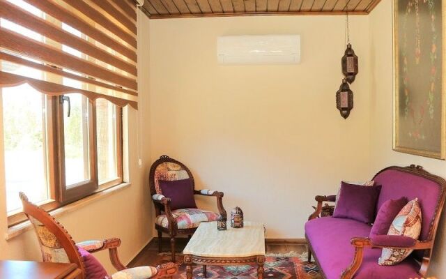 Crescent Park Boutique Otel