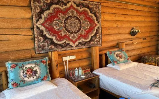 Yeliena Hotel