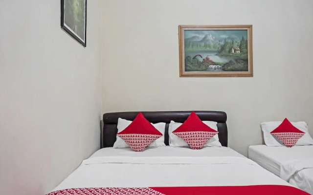 Super OYO 92134 Bogor Guest House
