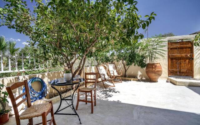 Serenity Courtyard village apartment