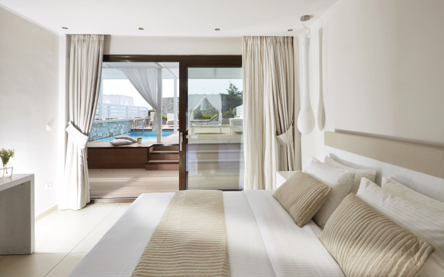 Kassandra Bay Resort, Suites & Spa