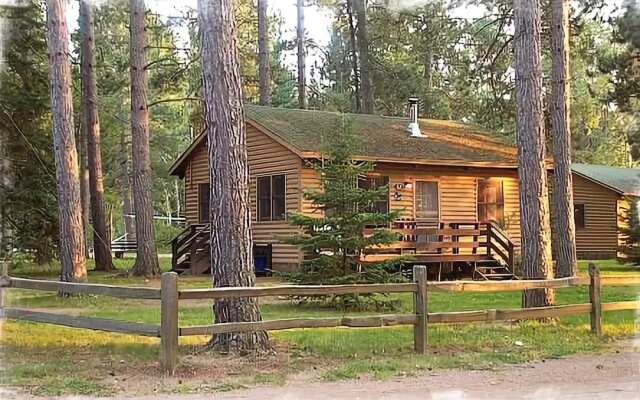 Timber Bay Lodge & Houseboats