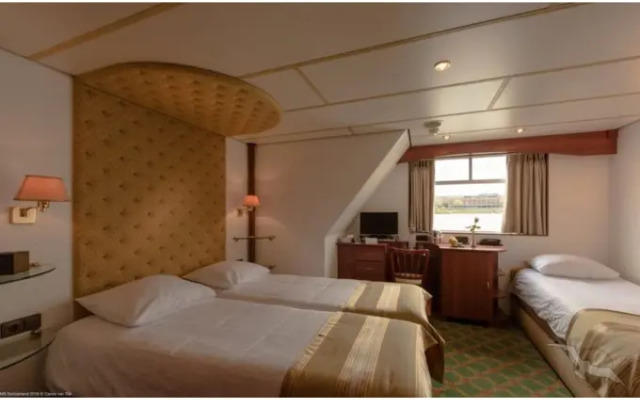 Knm Ms Switzerland I Dusseldorf