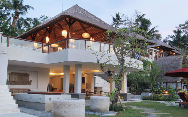 Puri Sebali Resort