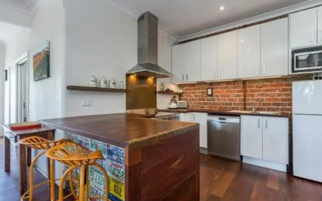 UrbanStyle Claremont Apartment