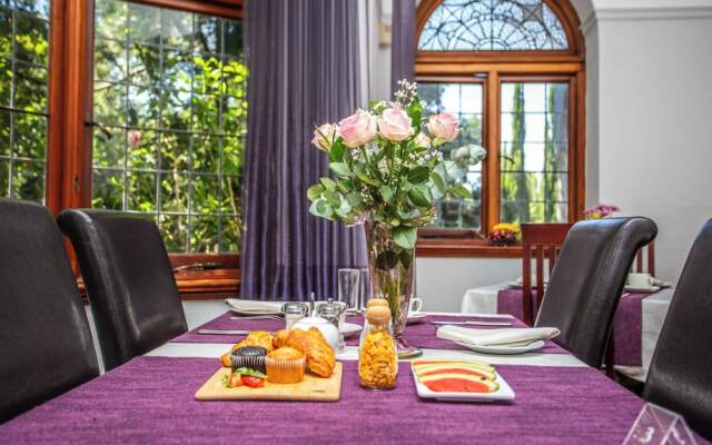 Cape Riviera Guesthouse
