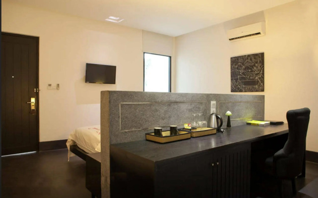 H Hotel Cambodia