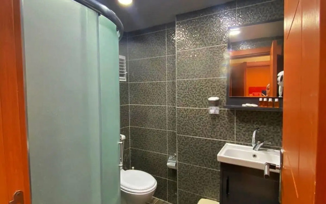 Ulubat Castle Hotel