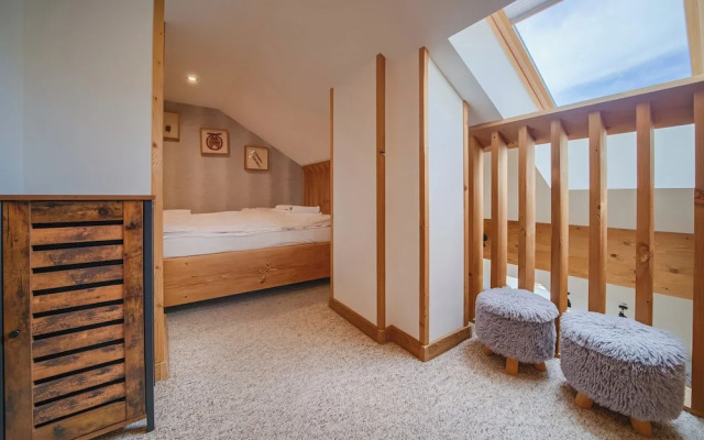 Mountain Shelter Apartments