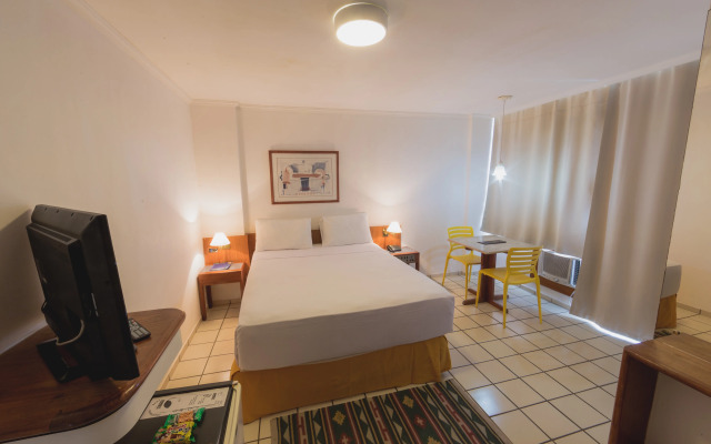 Xenius Hotel