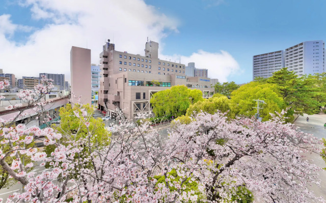 MINAMISENRI Crystal Hotel