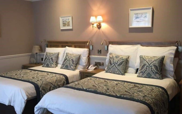Brown Trout Golf & Country Inn