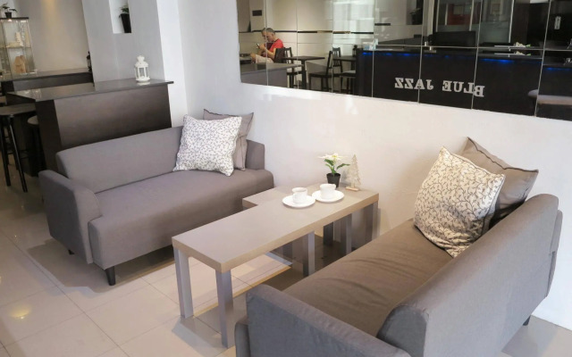 Blue Jazz Hostel