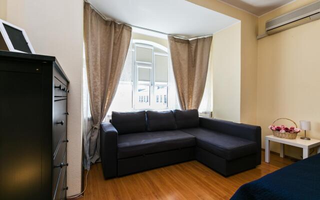 GMApartments on 1st Volkonsky Lane
