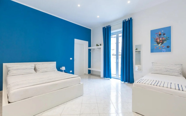 White Blue Apartment at Sanit by Wonderful Italy