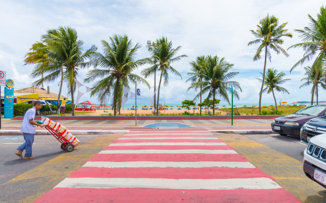 El Aram Beach & Convention