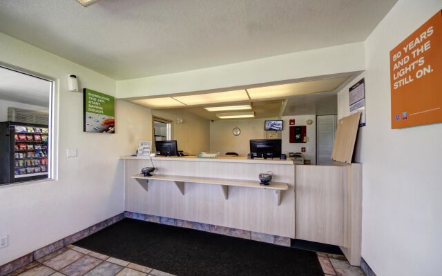 Regency Inn