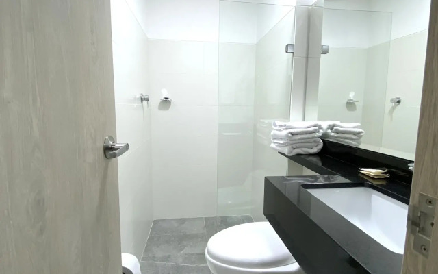 Seven Inn Hotel