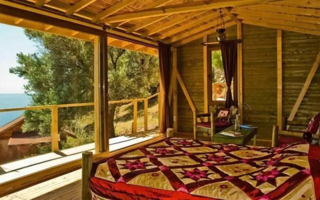 Shambala Lodge Hotel