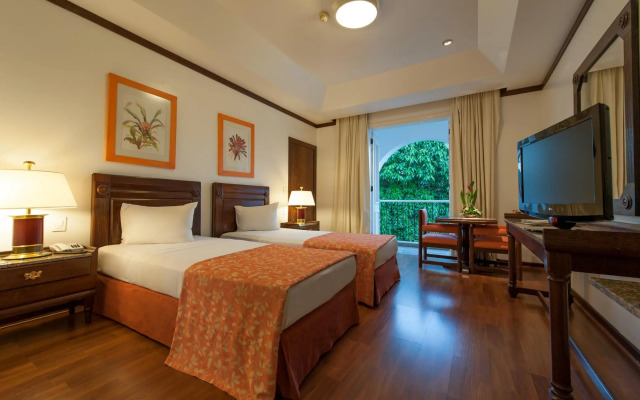 Tropical Executive Hotel