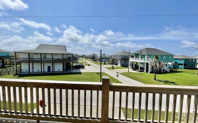 Mimosa Manor 3 Bedroom Home by Redawning