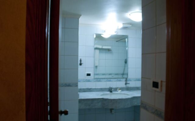 White House - Hotel