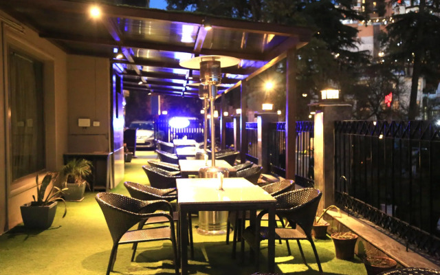 Comfort Inn Silver Arch Hotel, Mussoorie