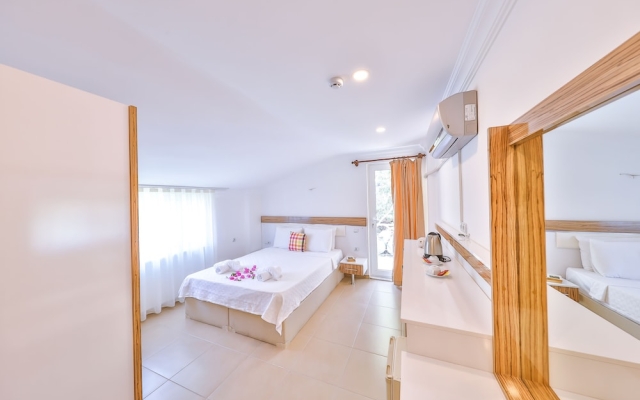 Anfora Hotel