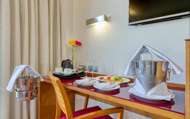 Senator Granada Hotel