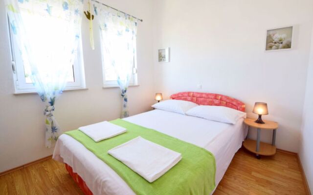 Apartment Anđa Trogir/Slatine 18299