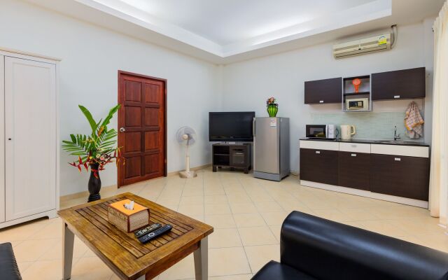 Kata Pool Apartments