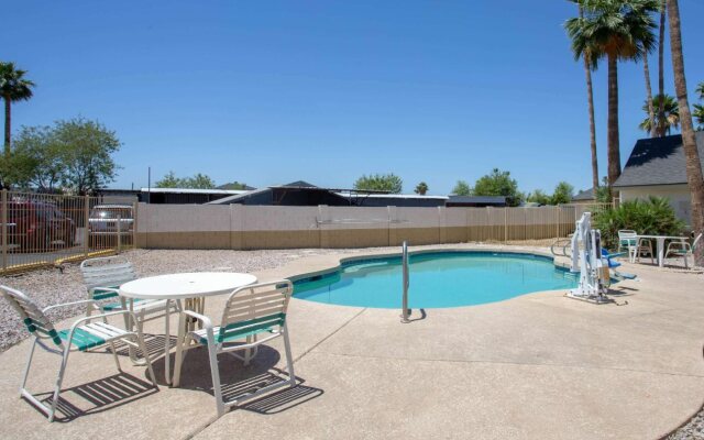 Days Inn Airport - Phoenix