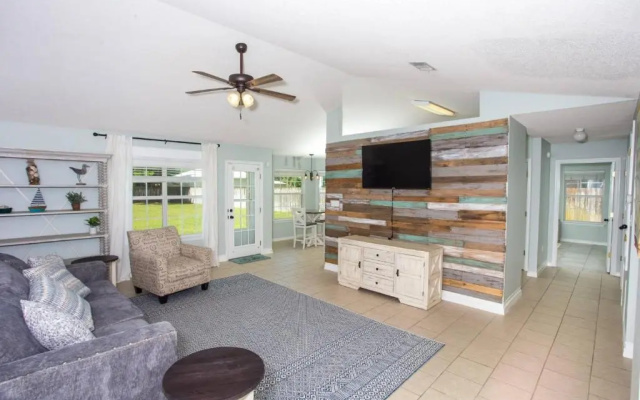 Navarre-Branston Drive - Single-Family House