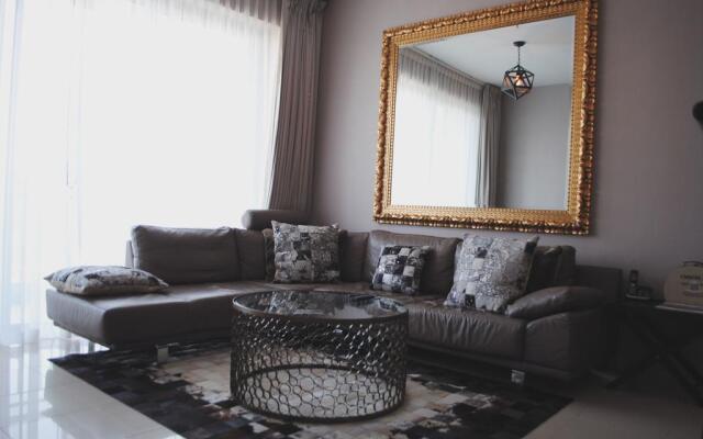 Standpoint A by Deluxe Holiday Homes